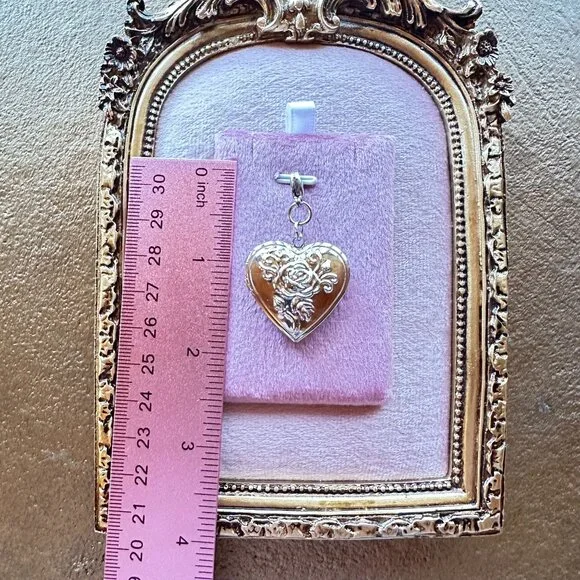 Heart Locket Charm Pendant With Floral Design In Stainless Steel Lobster Clasp - Picture 3 of 16